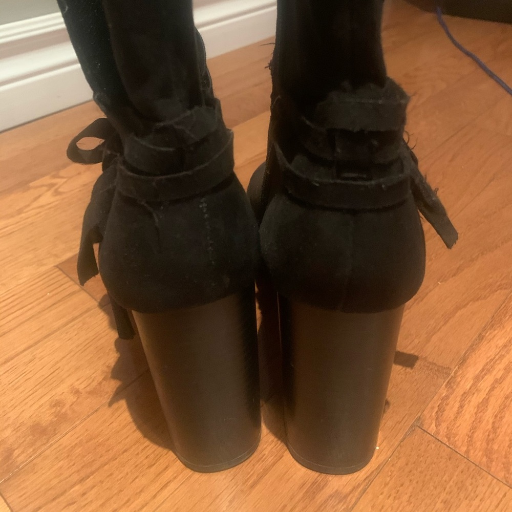 Black booties - Picture 2 of 4
